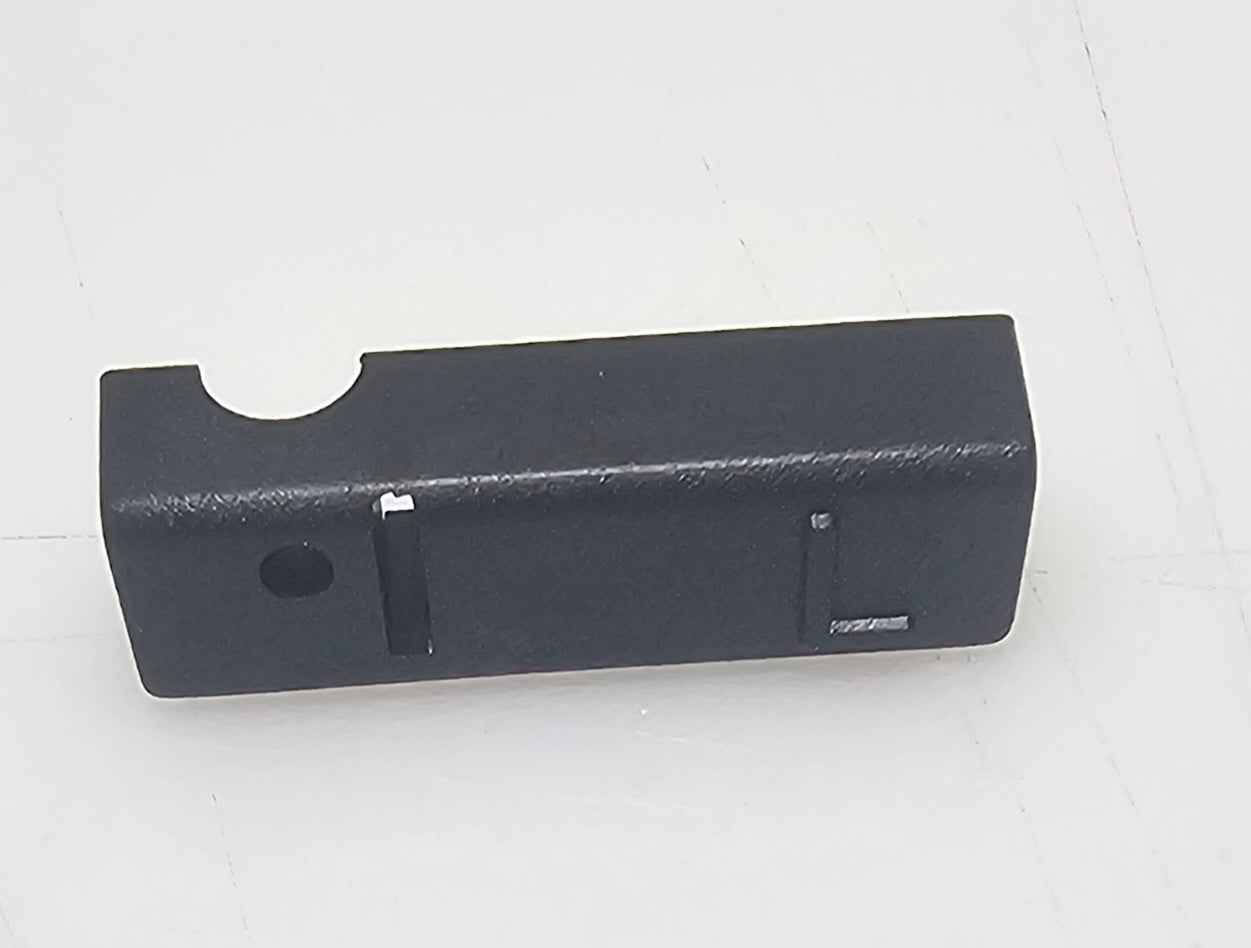 RCBS - Universal Hand Primer Feed Large RH