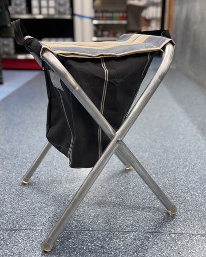 Kon Chair